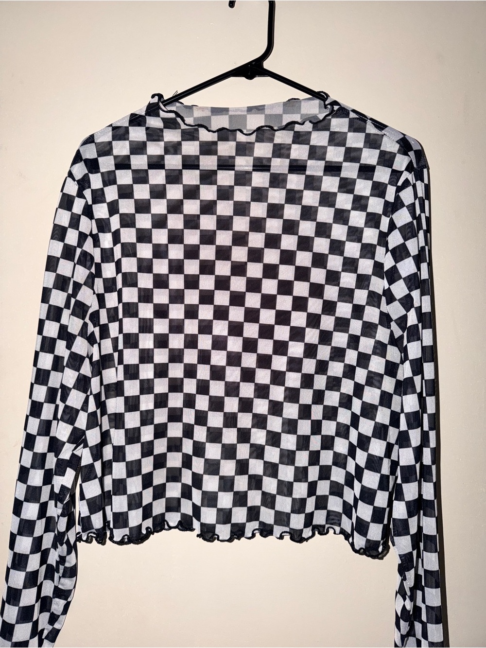 SHEIN Black & White Checkerboard Long Sleeve Top
